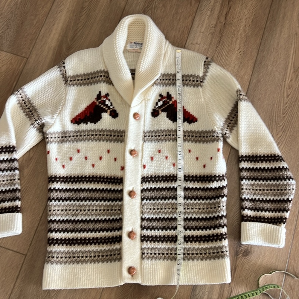 AMAZING Vintage Horse Sweater - Picture 4 of 9
